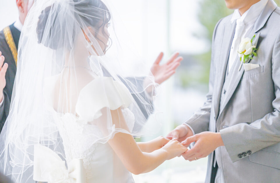 結婚式のカップル